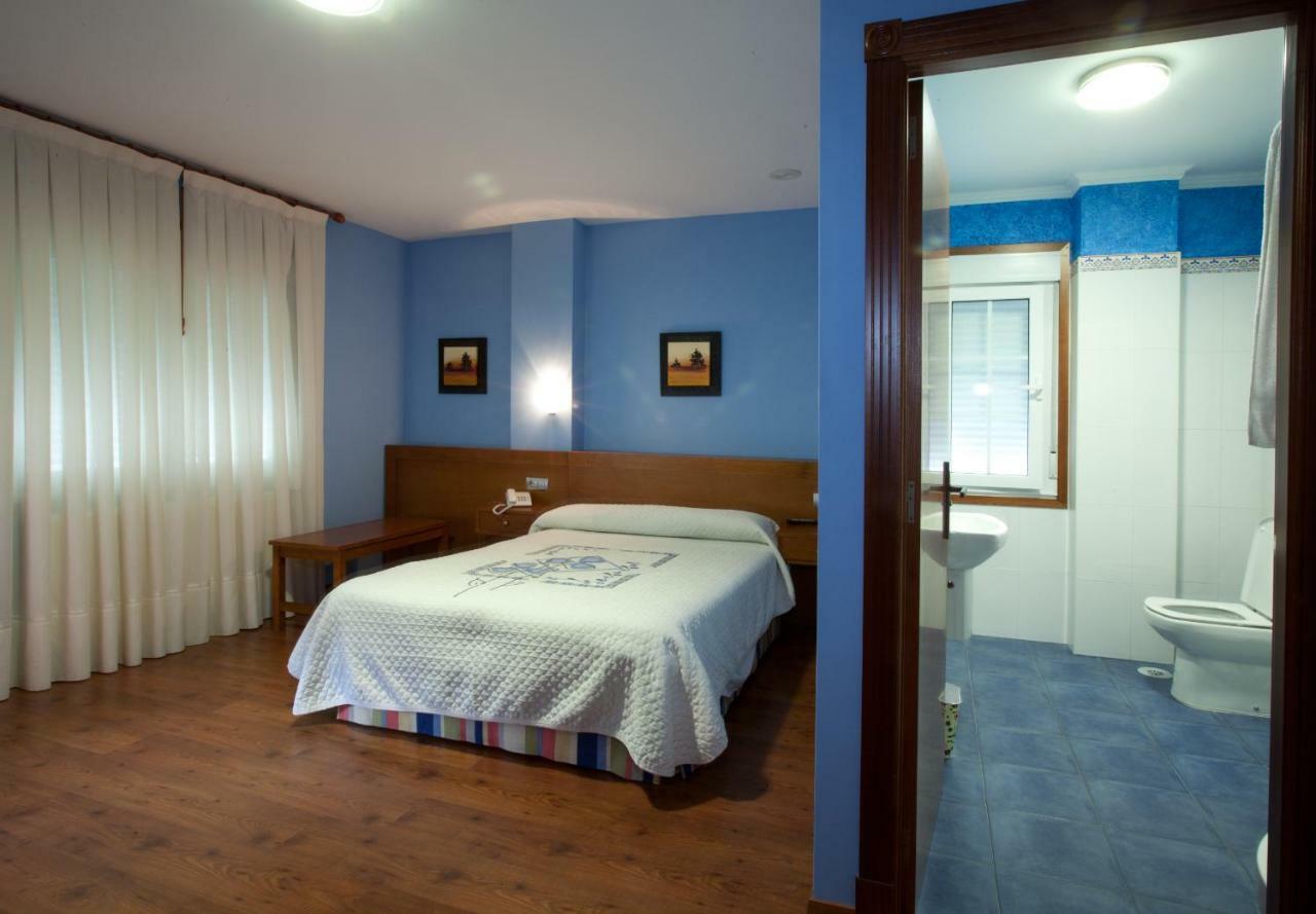 Hotel Terranova Oza de los Ríos Esterno foto
